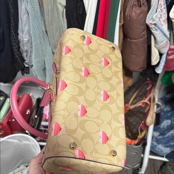Coach Pink and Tan Heart Print Tote Bag Set - Picture 2 of 11